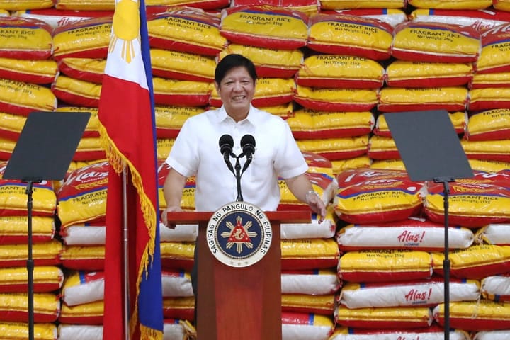PBBM Naghatod og Kompiskado nga Smuggled Rice sa 4Ps Beneficiaries sa Dapa